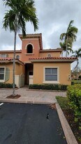 4976 Leeward Ln in Fort Lauderdale, FL - Building Photo