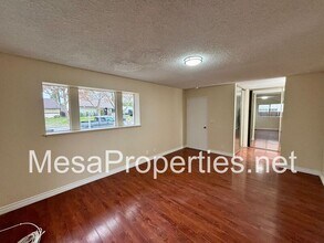 653 N Lancewood Ave in Rialto, CA - Building Photo - Building Photo