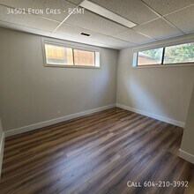 34501 Eton Crescent in Abbotsford, BC - Building Photo - Building Photo