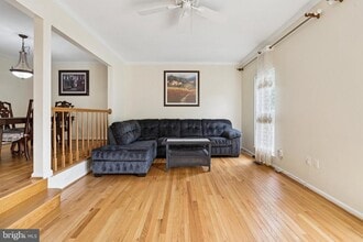 907 Smartts Ln NE in Leesburg, VA - Building Photo - Building Photo