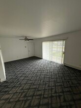 9220 S Kilbourn Ave in Oak Lawn, IL - Building Photo - Building Photo