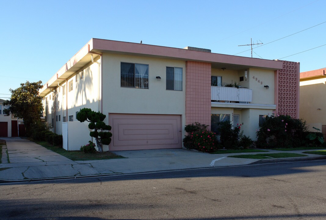 4948 W 119th St in Hawthorne, CA - Foto de edificio