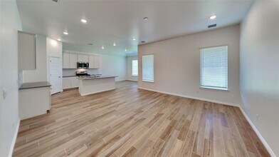 2513 Kathleens Crossing in Yukon, OK - Foto de edificio - Building Photo
