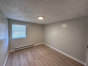 20 Hy-Sil Ave in Chelsea, MA - Building Photo - Building Photo