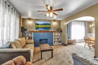 12 Lovering Ave, Unit Lower in Buffalo, NY - Building Photo - Building Photo