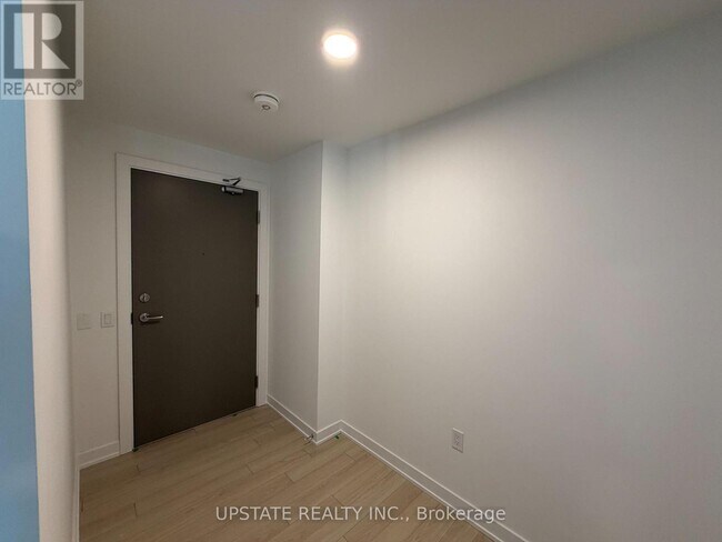 15 Skyridge Dr in Brampton, ON - Building Photo - Building Photo