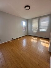 9202 Avenue K, Unit 2 in Brooklyn, NY - Foto de edificio - Building Photo