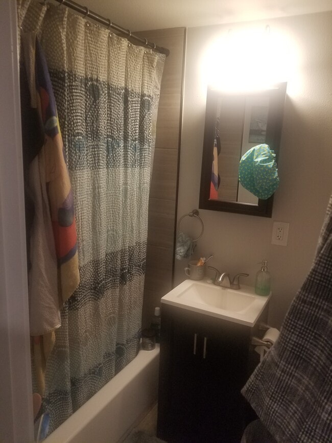 3500 E 58th St, Unit D