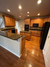 12021 Jasmine Cove Way in Raleigh, NC - Building Photo - Building Photo