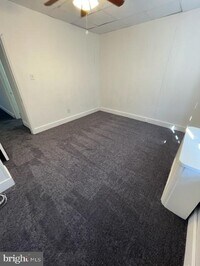 2094 Carver St photo'