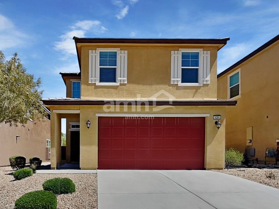 9284 S Park St in Las Vegas, NV - Building Photo