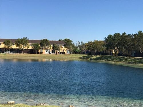 1535 SE 26th St-Unit -106 in Homestead, FL - Building Photo - Building Photo