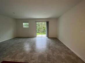 7404 Stone Crk Trl in Kissimmee, FL - Building Photo - Building Photo