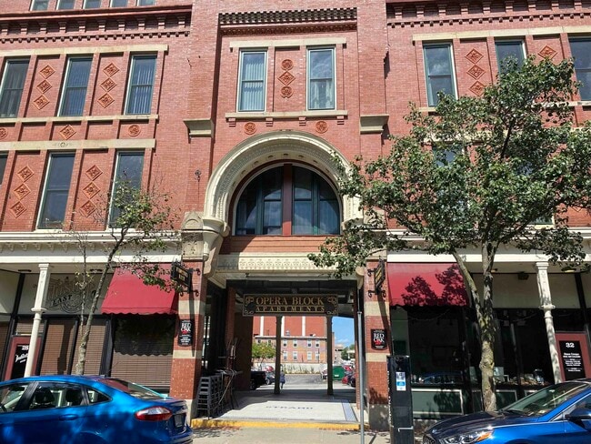 property at 30 Hanover St