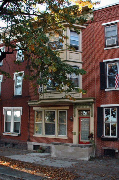 222 Forster St in Harrisburg, PA - Building Photo