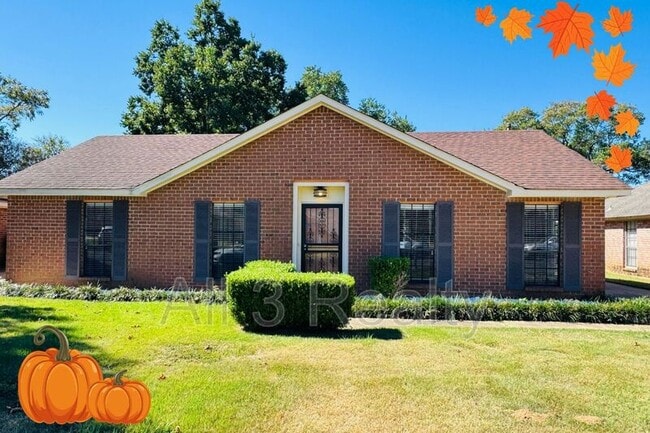 property at 728 E Gardendale Dr