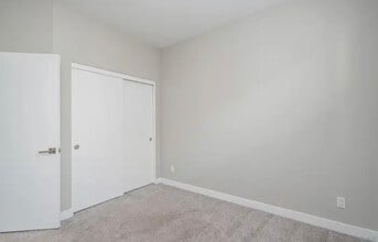 714 Anchor Ct in Chula Vista, CA - Foto de edificio - Building Photo