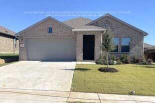 413 Blanco Dr in Azle, TX - Building Photo