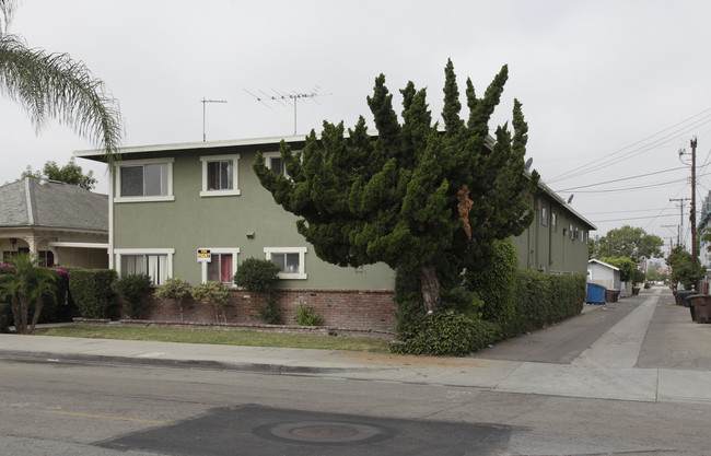 The Olive Apartments in Anaheim, CA - Building Photo - Building Photo