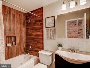 645 S Curley St in Baltimore, MD - Building Photo - Building Photo