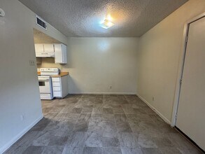 4504 Chase Cir in Killeen, TX - Building Photo - Building Photo