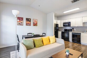 1005 W 23rd St in Austin, TX - Building Photo - Building Photo