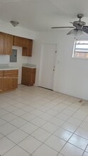 1406 NW 2nd Ave in Florida City, FL - Building Photo - Building Photo