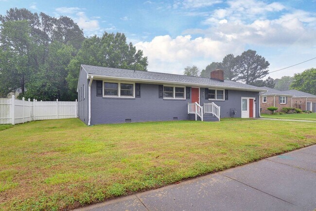 485 Colony Rd in Newport News, VA - Building Photo - Building Photo