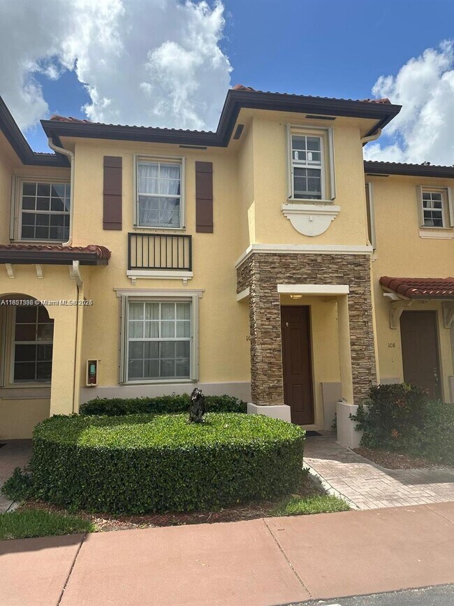 1388 NE 33rd Ave in Homestead, FL - Building Photo - Building Photo