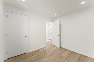 923 1/2 N Avenue 50 in Los Angeles, CA - Building Photo - Building Photo