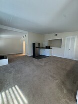 11680 Bellagio Rd in Los Angeles, CA - Building Photo