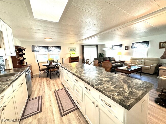 4693 Leilani Ln in Bonita Springs, FL - Building Photo - Building Photo