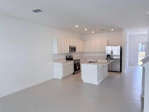 2665 Bevel Ln in Davenport, FL - Building Photo - Building Photo