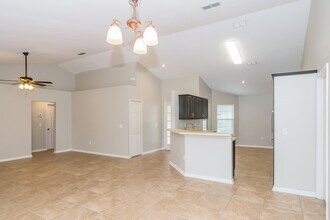 3289 Avalon Dr in Green Cove Springs, FL - Building Photo - Building Photo