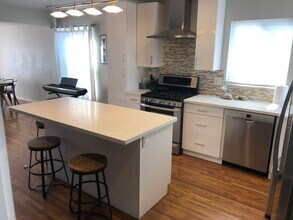1103 Harrison Ave in Venice, CA - Building Photo - Building Photo