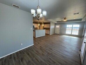 8530 11th St in Lubbock, TX - Building Photo - Building Photo