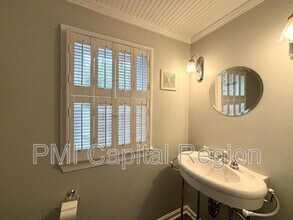 8901 Seneca Ln in Bethesda, MD - Building Photo - Building Photo