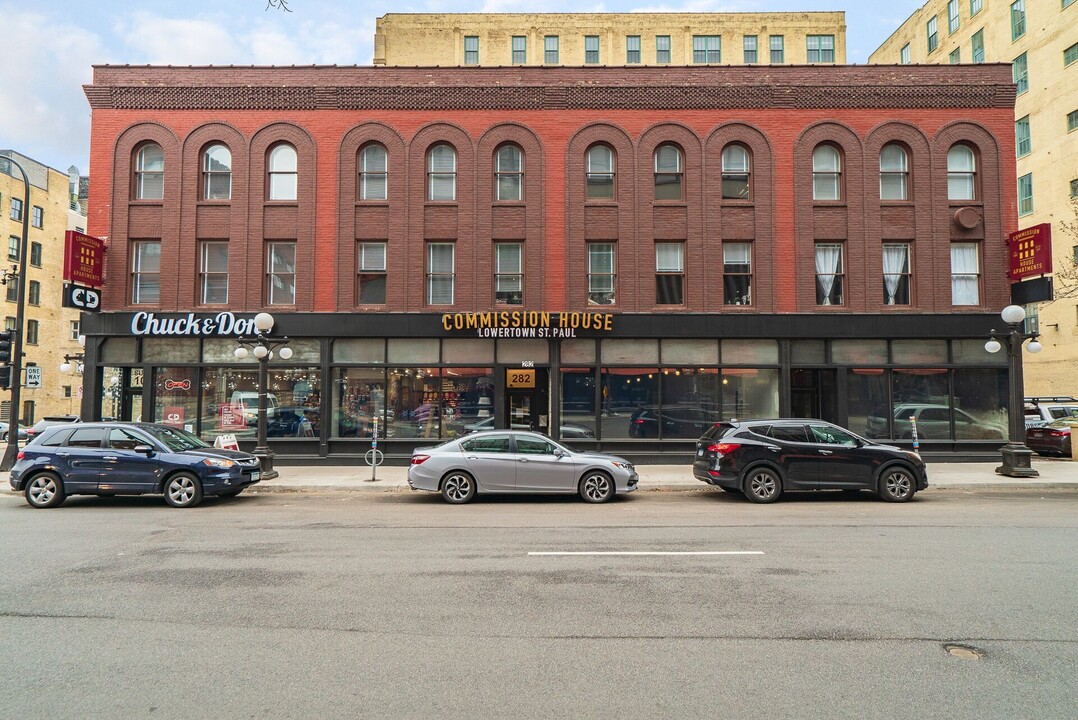 Commission House in St. Paul, MN - Building Photo