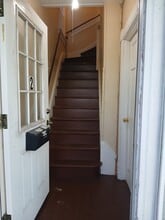 139 N Clinton St, Unit Apt 2 in Poughkeepsie, NY - Building Photo - Building Photo