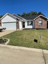 10328 Micah Ln in Hillsboro, MO - Building Photo