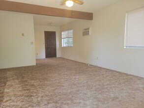 400 NW Elm St in Grants Pass, OR - Building Photo - Building Photo