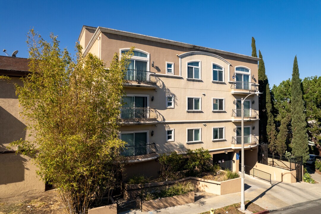 971 S St Andrews Pl in Los Angeles, CA - Foto de edificio