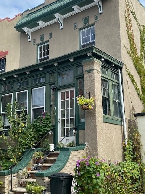 6 Burr Pl in Weehawken, NJ - Building Photo - Building Photo