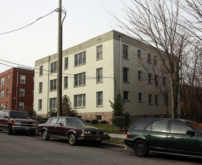 5040 1st St NW in Washington, DC - Building Photo - Building Photo