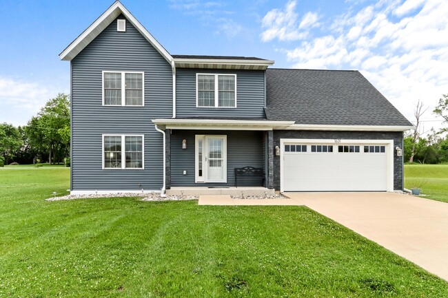 property at 1631 Smith Ln