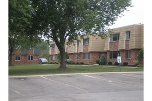 Royal Park and Heritage Commons Apartments