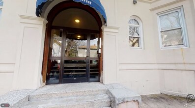 27 Chester St in Boston, MA - Building Photo - Building Photo