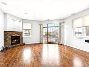 7932 W Grand Ave in Elmwood Park, IL - Building Photo - Building Photo