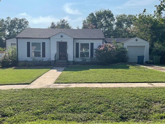 property at 1709 Keneipp Rd