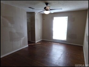 8 Utica Ln in Little Rock, AR - Building Photo - Building Photo